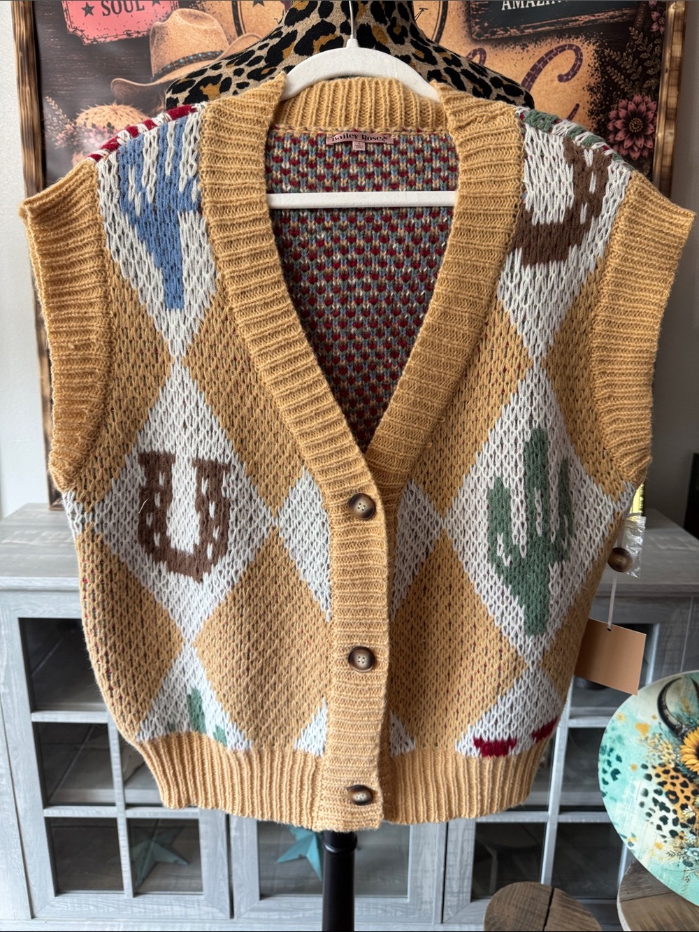 NWT Bailey Rose  Knitted Camel Argyle Western Motif Sweater Vest  Sz Lg